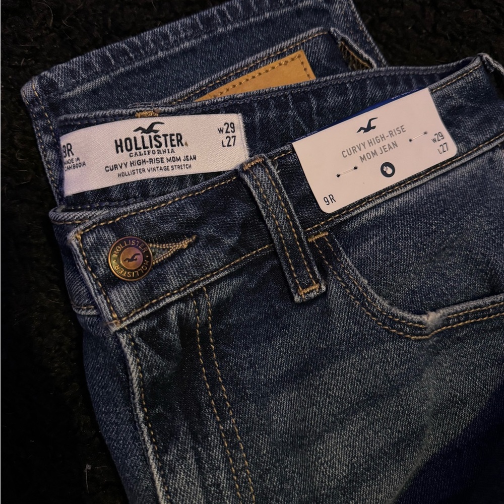 Hollister Curvy Mom Jeans